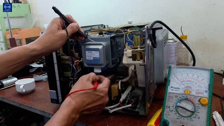 Sửa Lò Vi Sóng Uy Tín 24/7 Hà Nội 3 Quy trình sửa lò vi sóng tại Điện lạnh CNC