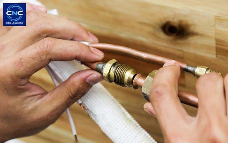 Vệ sinh ống đồng điều hoà có cần thiết không? 1 vệ sinh ống đồng điều hoà