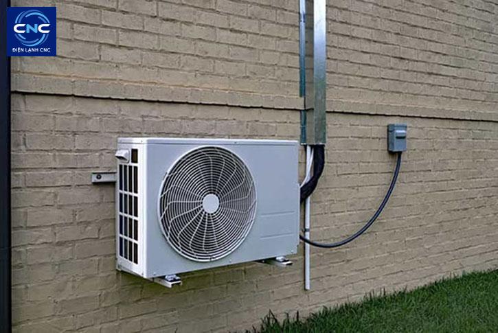 Quạt cục nóng điều hoà - Sự cố thường gặp và cách xử lý 1 quạt cục nóng điều hòa