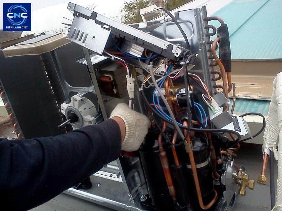 Quạt cục nóng điều hoà - Sự cố thường gặp và cách xử lý 6 quạt cục nóng máy lạnh