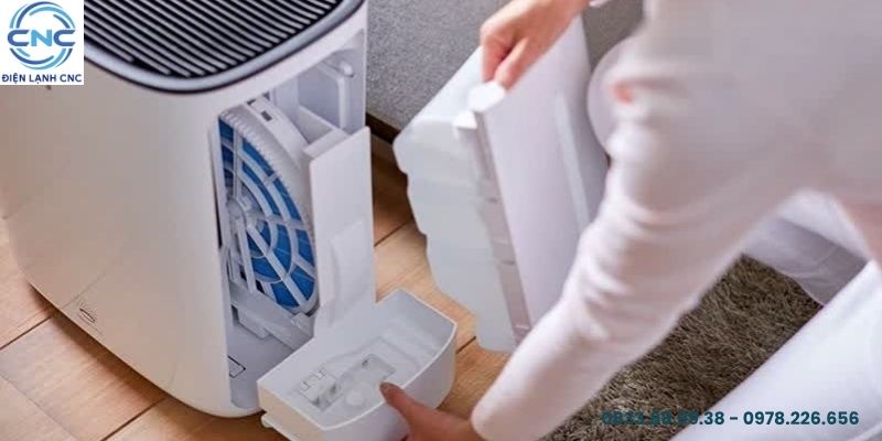 Sửa Máy Hút Ẩm Tận Nơi, Giá Tốt Nhất Tại Điện Lạnh CNC 4 sửa máy hút ẩm