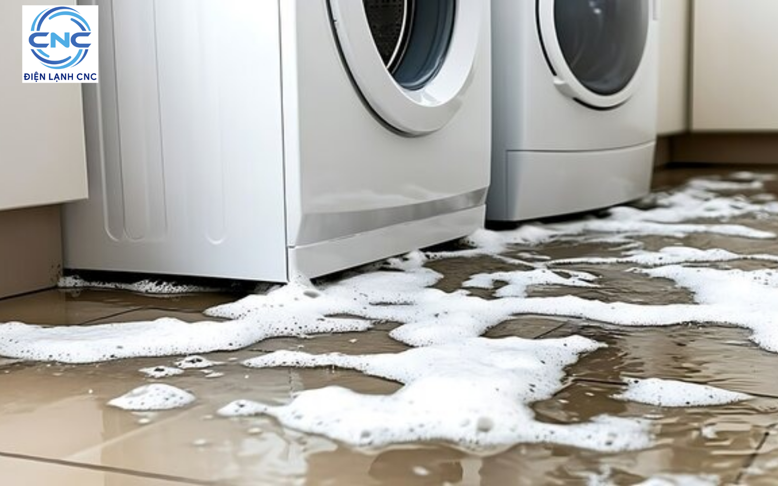 7 dấu hiệu cảnh báo máy giặt bị hỏng - Sửa máy giặt tại Cầu Giấy 4 Nước máy giặt tràn ra sàn nhà nhiều